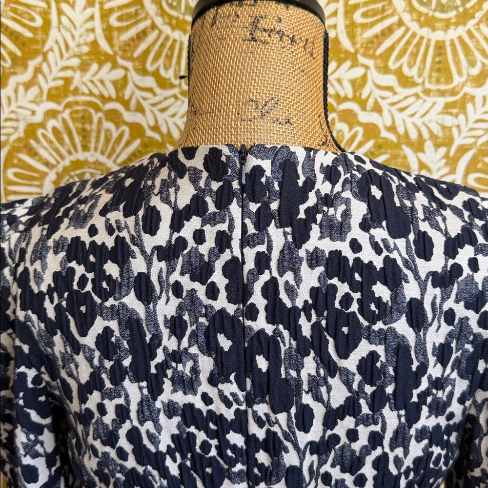 Black Halo Hadley Abstract Floral Long Sleeve Mini Dress in Spotted Vines Sz 6 - Picture 13 of 15